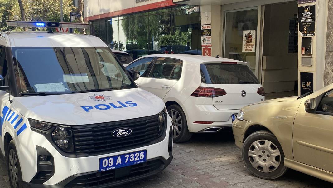 Muhtar, masaj salonunun tuvaletinde ölü bulundu 1